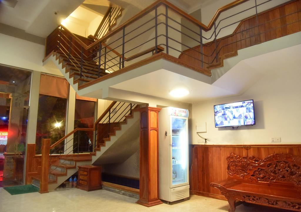Happy​​ Family Guesthouse Kampot Bagian luar foto